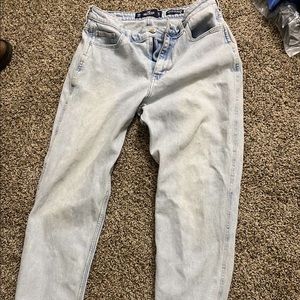 Hollister jeans size 13r